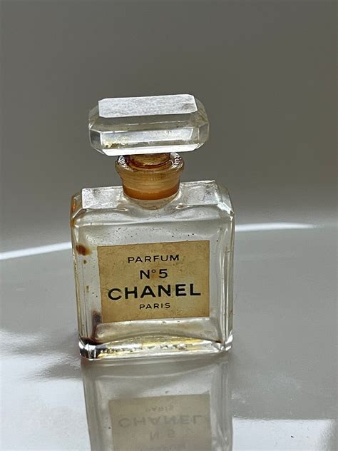 chanel no 5 changed formula|chanel no 5 old bottles.